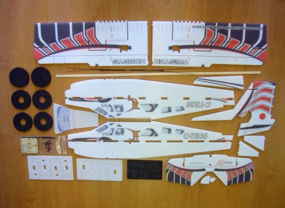 RC FACTORY CRACK TURBO BEAVER RED WITH MOTOR ESC PROP SERVO