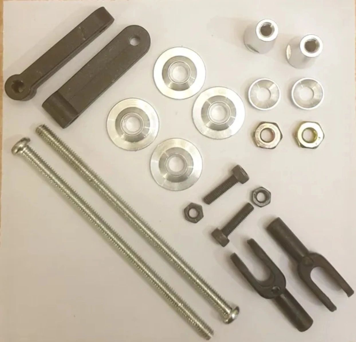 100CC Aluminum Adjustable Control Horn Assembly Dia 5.1 × L47mm