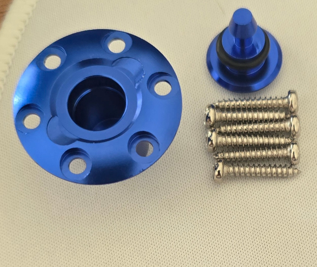 Scale Fuel Filler Cap AeroNautical Blue