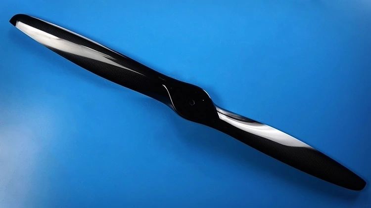 AeroNautical Carbon Fibre Propeller 32x11 for DLE 170 Engine