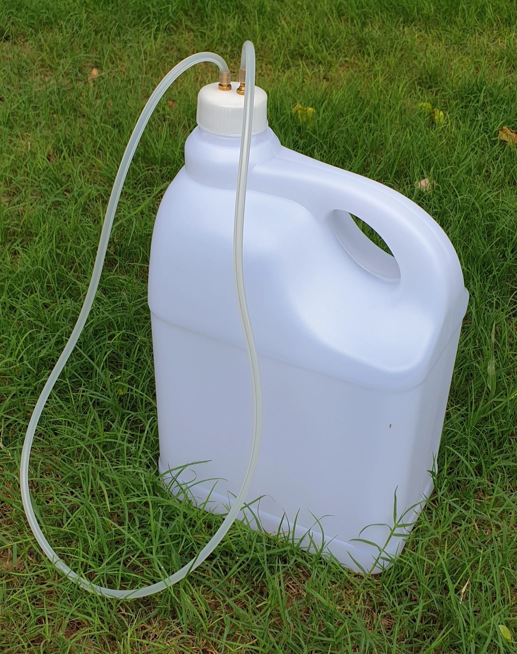 Fuel Can for refuelling/ defuelling
