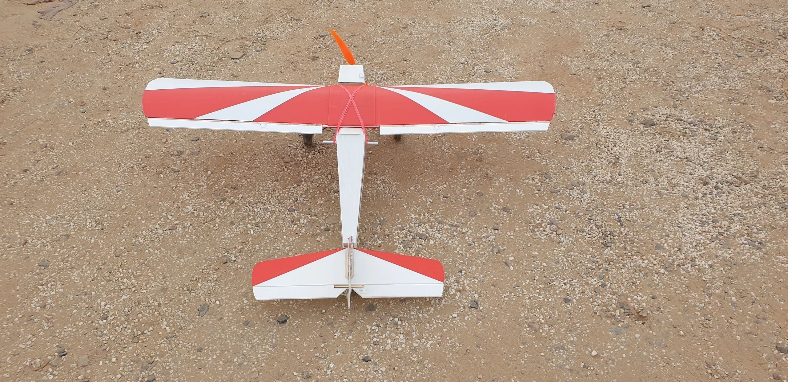 Beginner CoRo Plast Glider 4 Channel RTF 2
