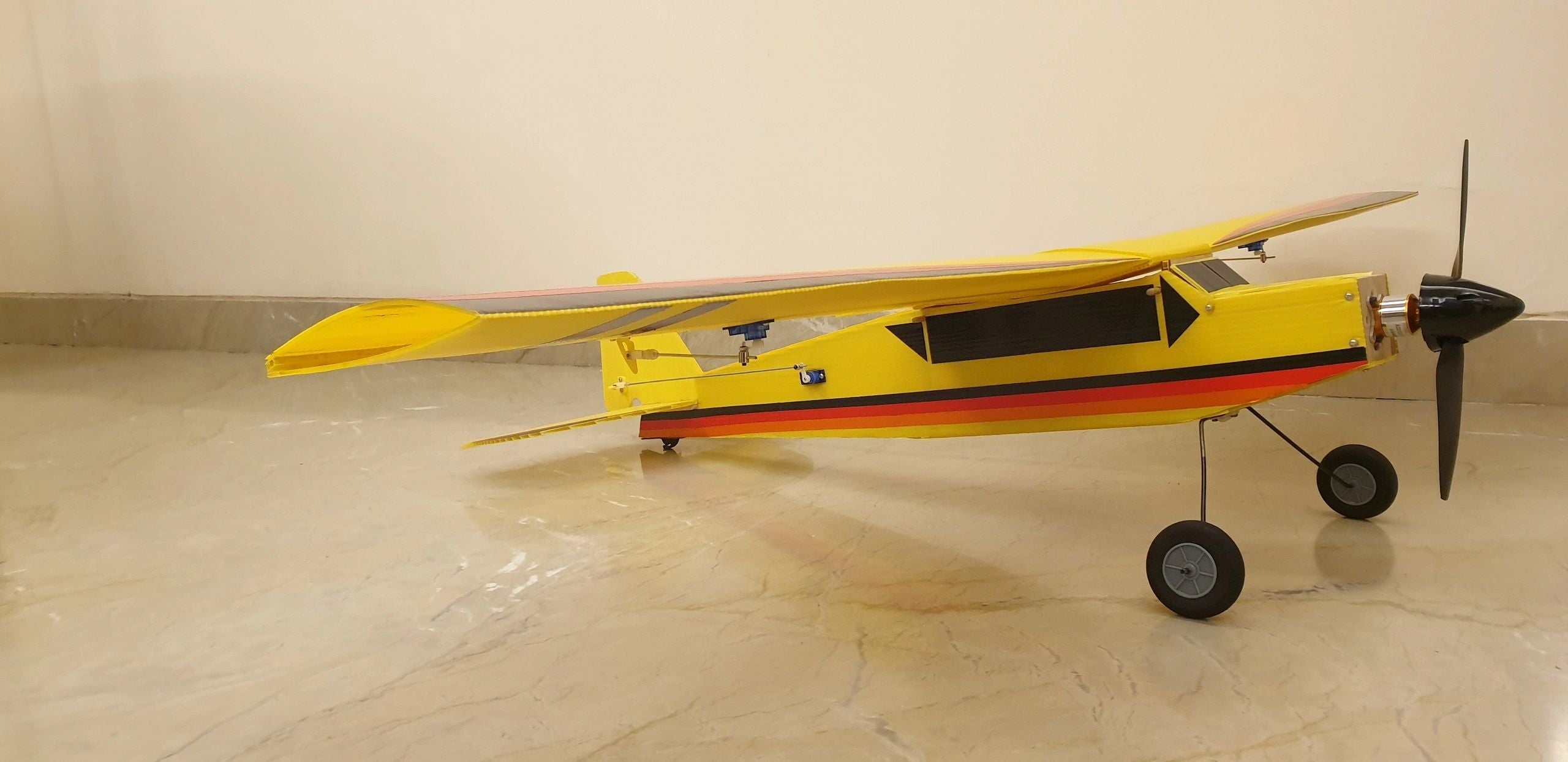 Cub Yellow Glider 4 Channel RTF Combo