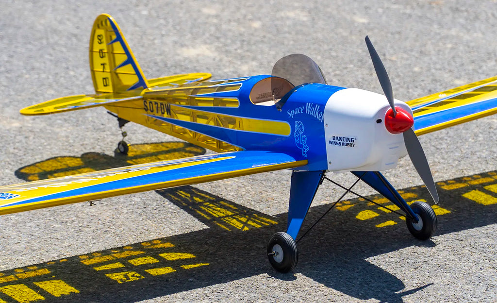 Space Walker Balsa Wood Kit 1600mm