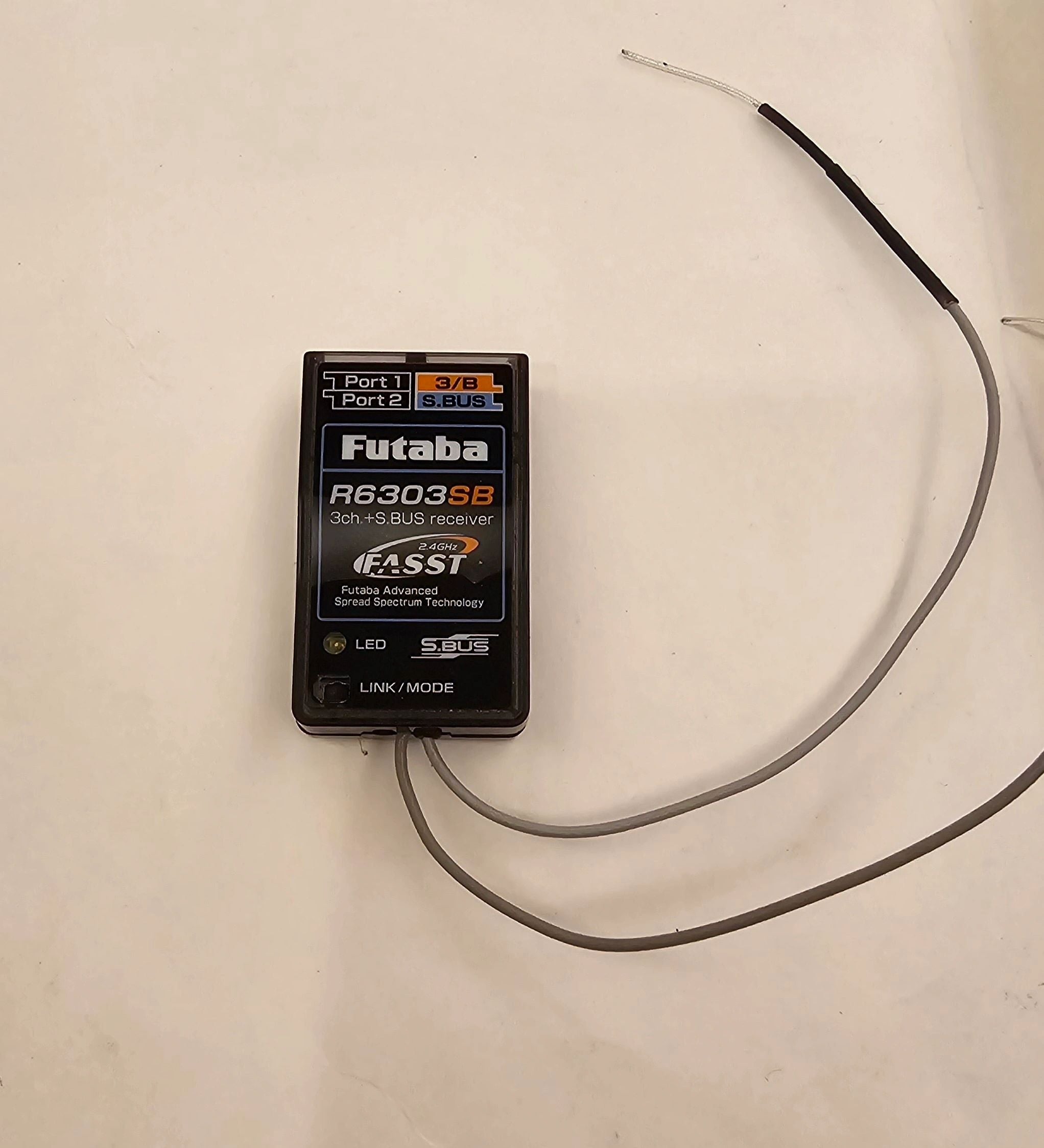 Futaba R6303SB Receiver (S-BUS) (HV) 2.4GHZ FASST (Pre-owned)