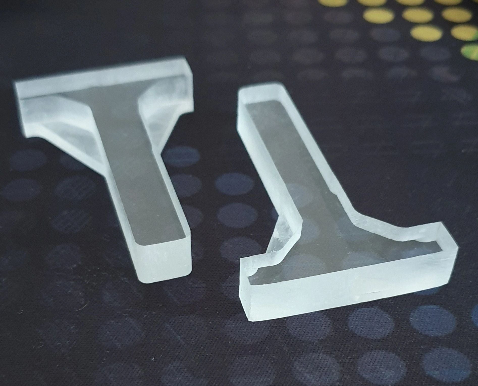 Isosceles Engine Mount 42x65mm
