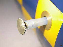 Mount for Fuel Tubing Plug 1 Pair