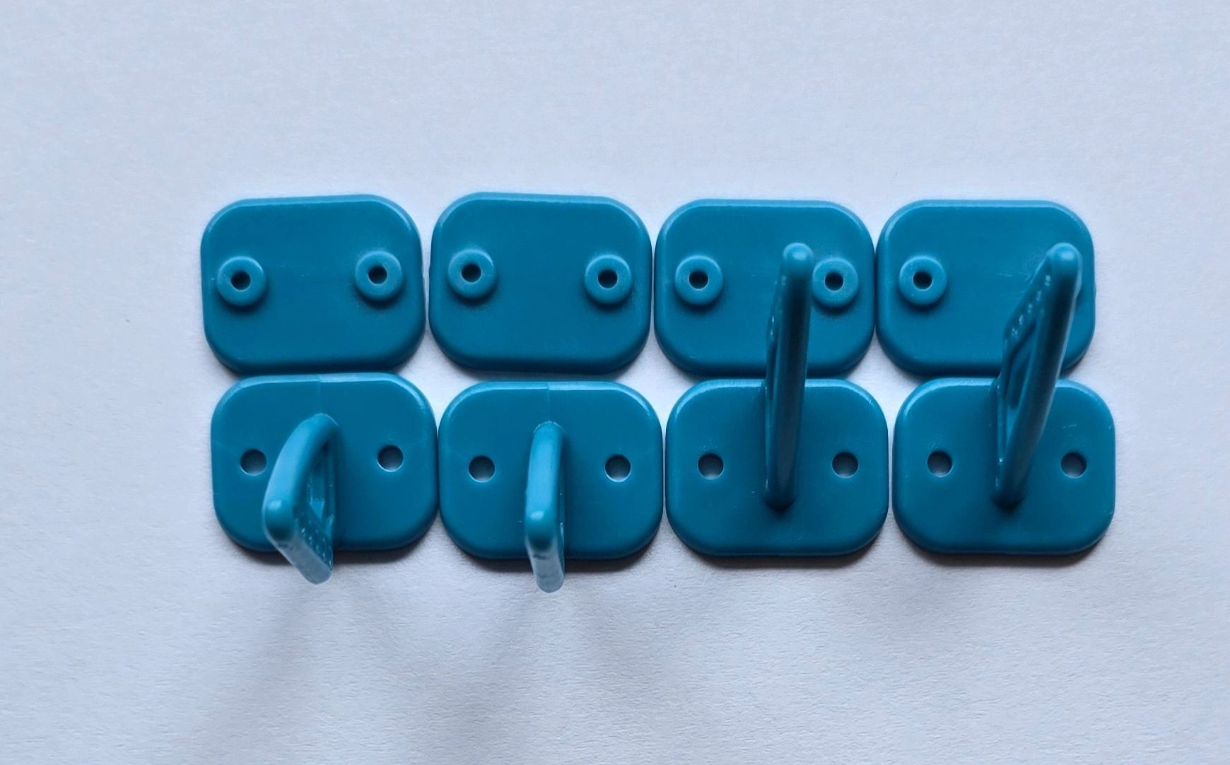 Pom Horns Blue 20x27mm (04pcs/set) with screws