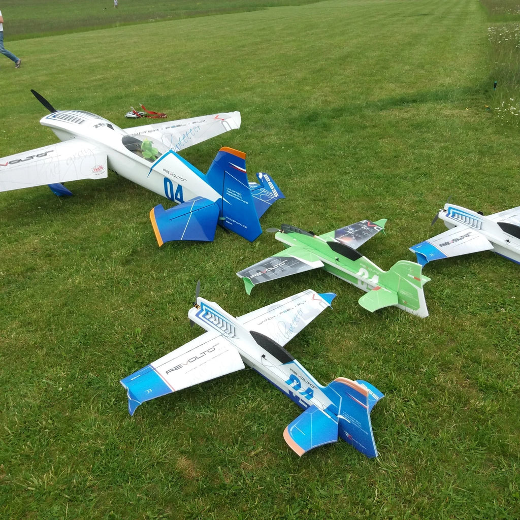 RC FACTORY REVOLTO BLUE WITH MOTOR ESC PROP SERVOS