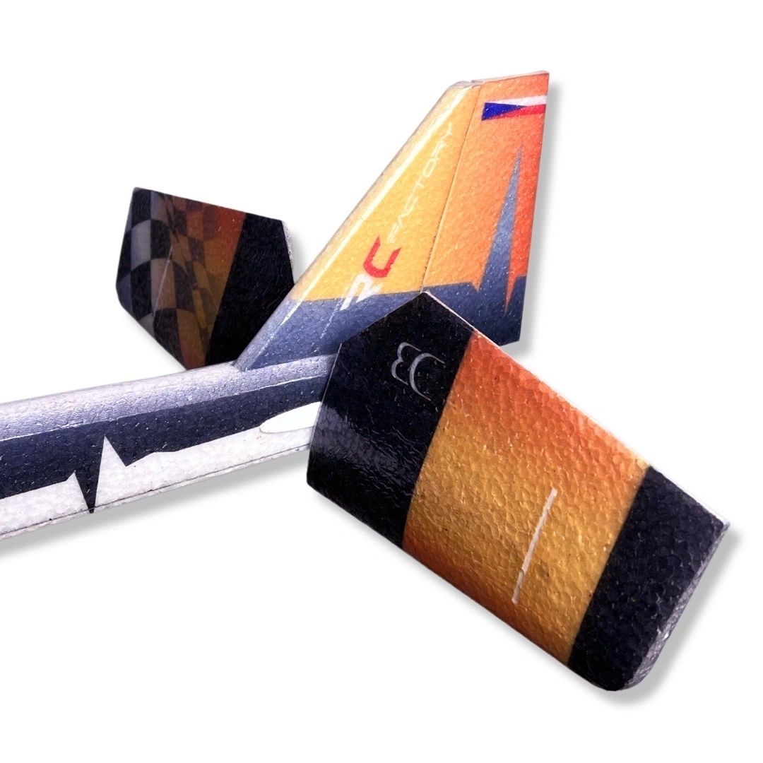 RC FACTORY STIGRA ORANGE WITH BEC SERVOS